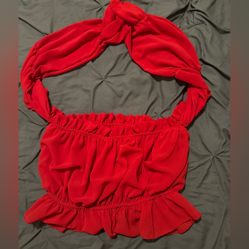 Women’s long sleeve crop top